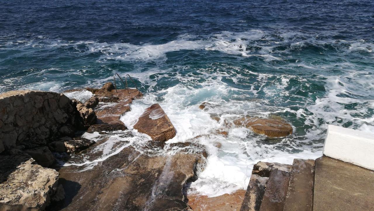 Apartments Veli Losinj Ngoại thất bức ảnh