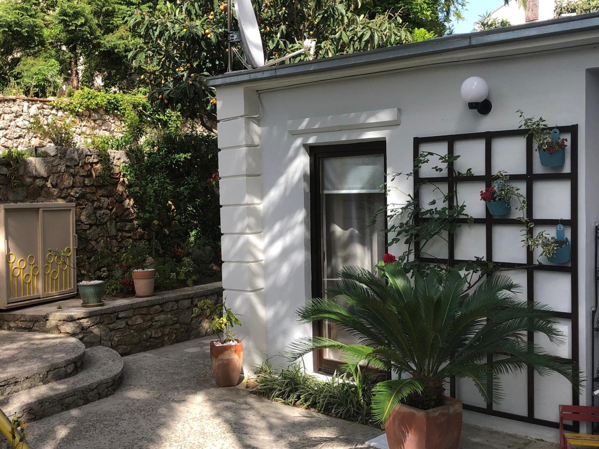 Apartments Veli Losinj Ngoại thất bức ảnh