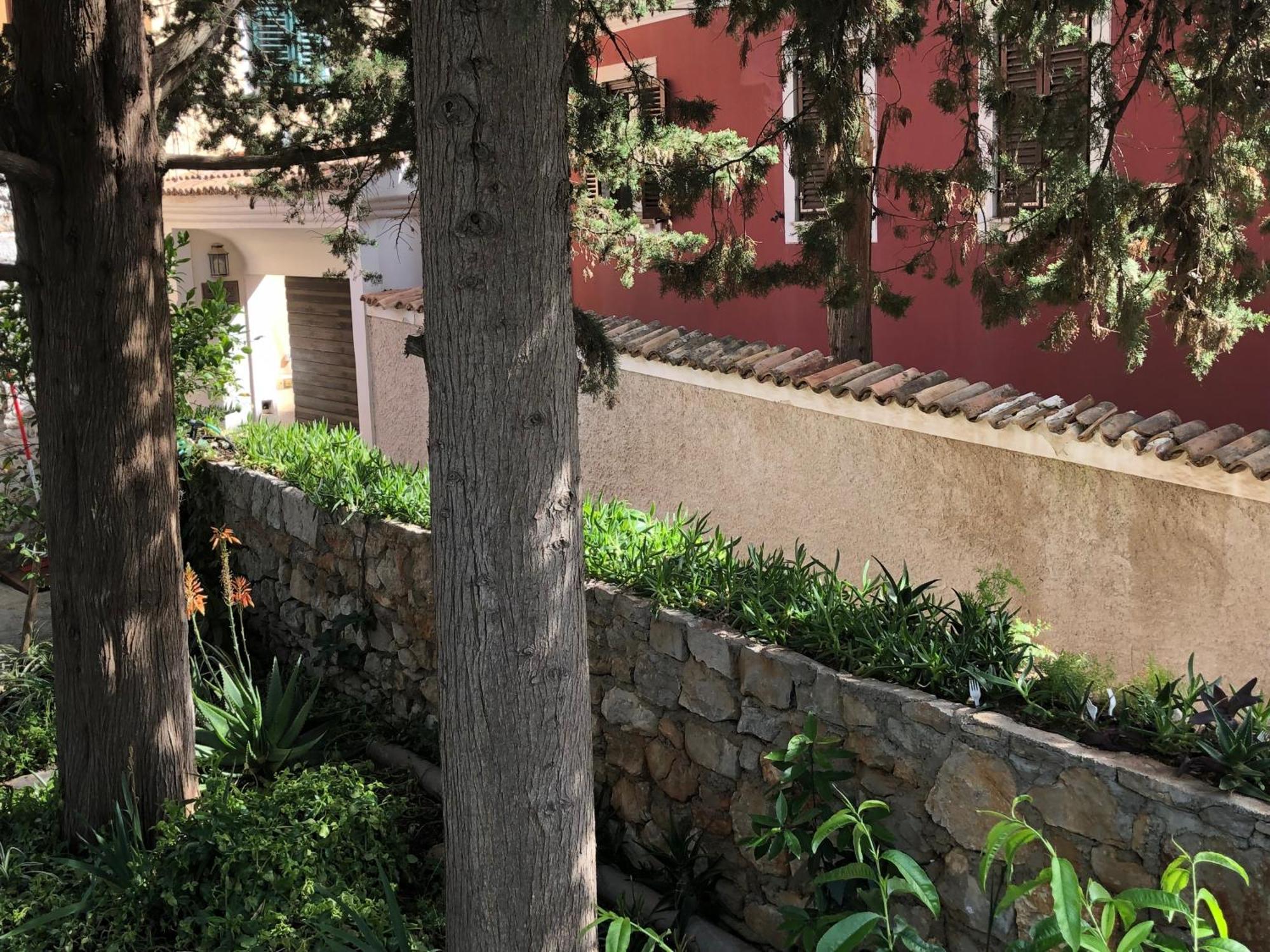 Apartments Veli Losinj Ngoại thất bức ảnh